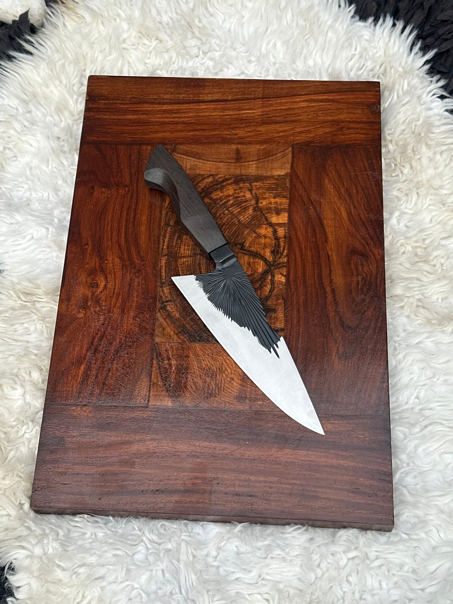 D2 Steel Chef Knife – Sunburst Powder Coated Blade with Ergonomic Grip