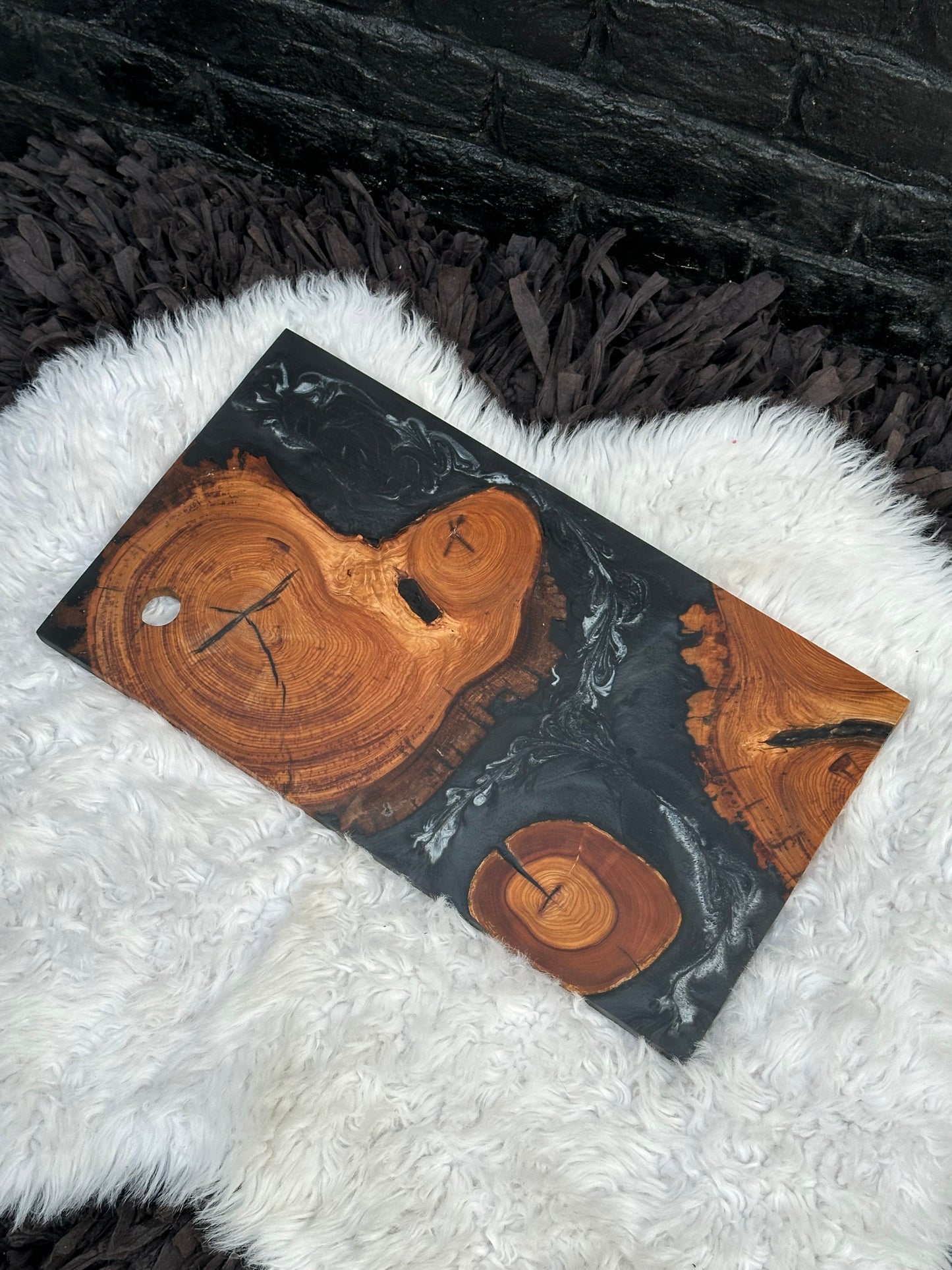 Signature Charcuterie Board – Elegant Wood Serving Tray for Home Gatherings